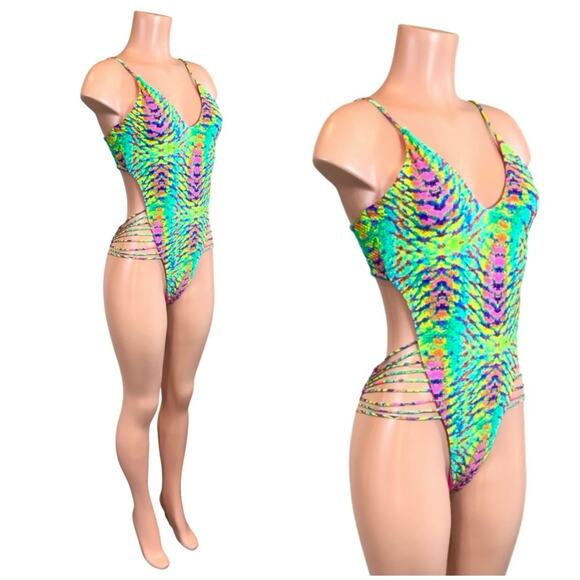 Luli Fama Oasis Babe REVERSIBLE Strappy Bright Colored One Piece SZ M $185 - Picture 13 of 15